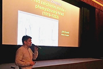 Proběhlo: Akademie třetího věku s Jiřím Kacetlem (2. 2. 2026)